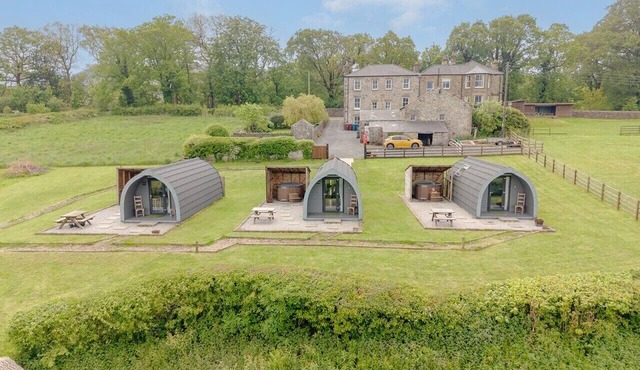Greendale Glamping - Sunset Pod (Hot Tub)