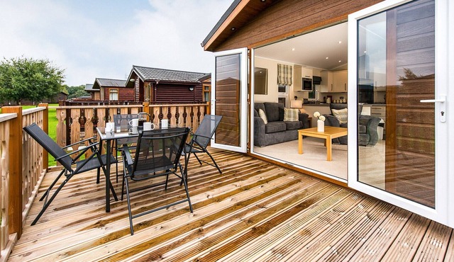 Gressingham 39 is extremely spacious, accommodating up to four guests in total comfort.
