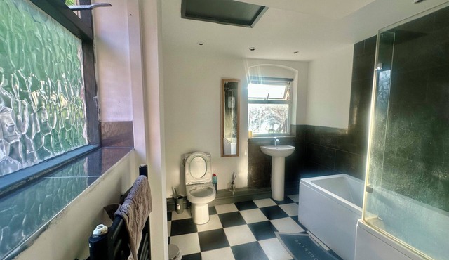 Holiday Home West Brom