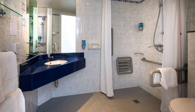 Holiday Inn Express Droitwich Spa by IHG