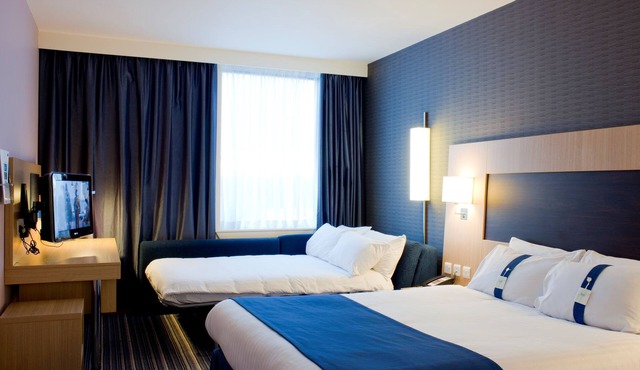 Holiday Inn Express Rotherham North by IHG
