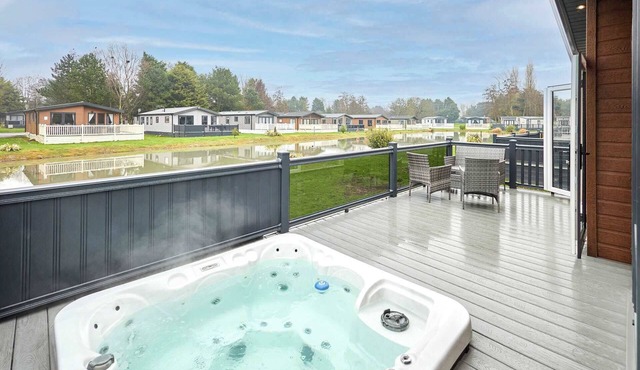 Host & Stay | Huckleberry Lodge