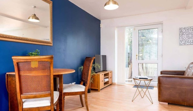 Inviting and Cosy Annexe | Free Parking and Wi-Fi