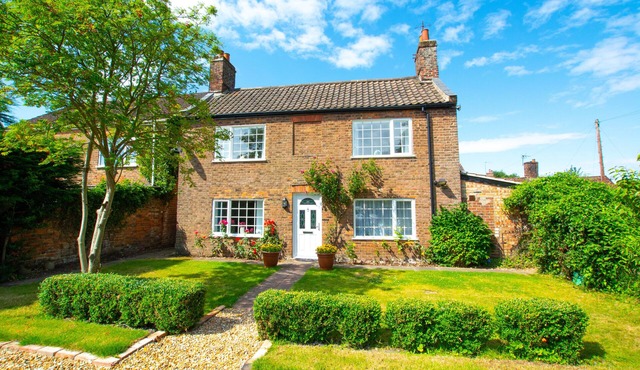 Laburnum House - Four Bedroom House, Sleeps 6