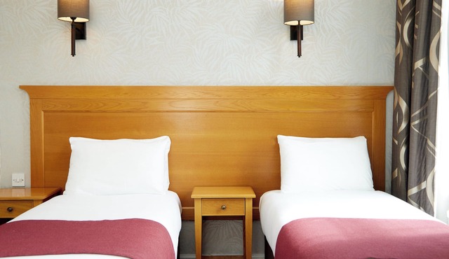 Lamb Hotel by Greene King Inns