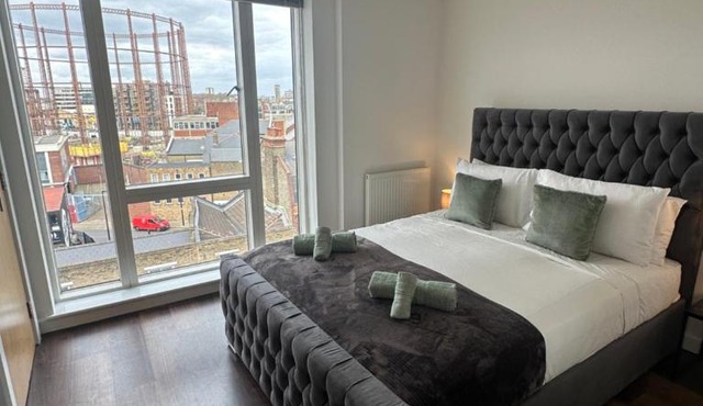 Lift & free parking, modern 1 bed flat in Shoreditch next to train station