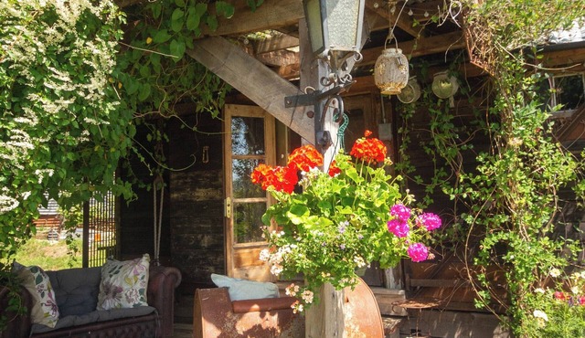 Little Lodge Glamping