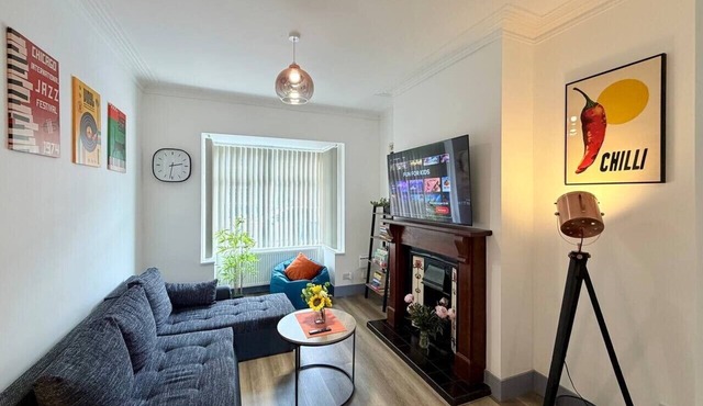Lovett House - Contractors or Family Holidays