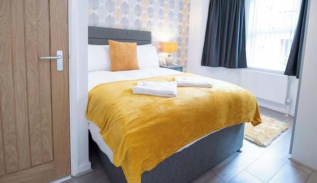 Luxury 4 Bed, 4 Ensuite Home