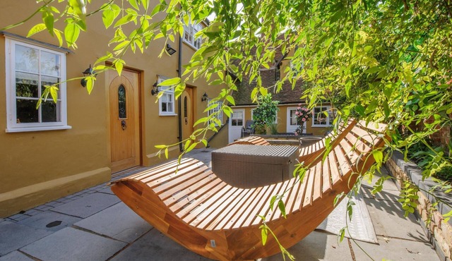 Luxury 8 Bed Manor House Hot Tub Cinema Room Skytv
