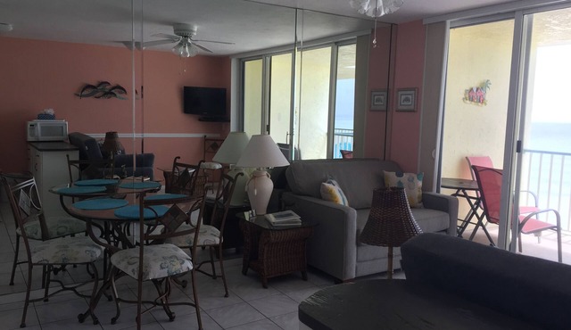 MILLION DOLLAR VIEW WITH A ROOM. Unit Update completed 8/22 Pics to follow in Marco Island