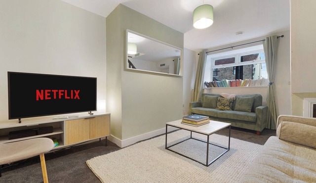 Modern and Fancy 2BR Durham | Contractor Rates