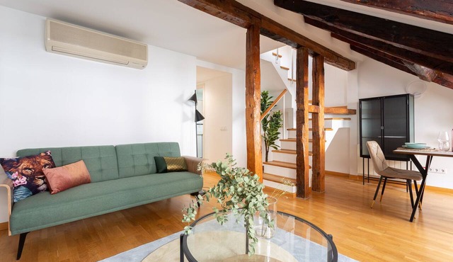 Modern Duplex in the neighborhood of Las Letras in Madrid