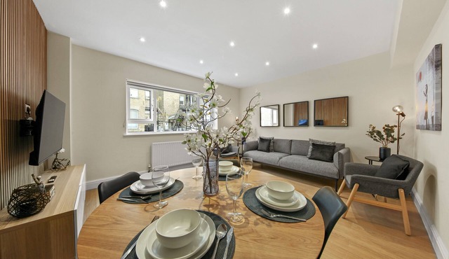 NEW LISTING! Stunning apartment ideal location for sightseeing