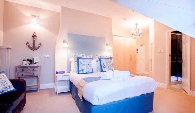 Number 61 Guest House and Tea Room