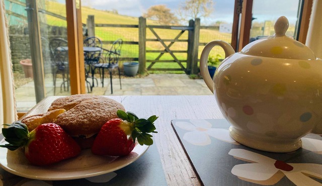 Peaceful Cottage, Views & Walks