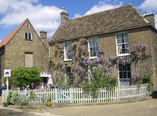 Peacocks Tearoom and Fine B and B