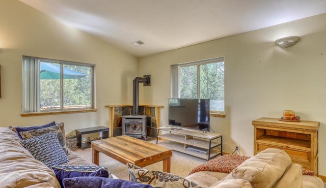 Pine Tree Retreat in Truckee