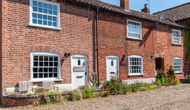 Puddingmoor Cottage - Two Bedroom House, Sleeps 4