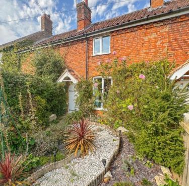 Quaint 2 bed cottage near North Norfolk Coast - Harpers Cottages