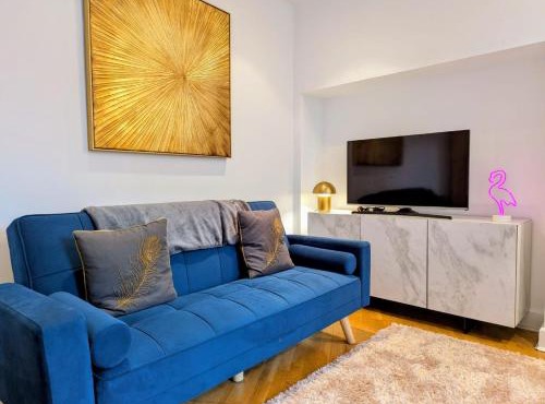 Quiet, roomy 1BR flat in city centre - 5 mins from tube