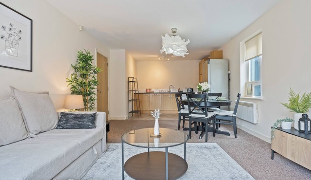 Relocation | Coventry | Early Booking Discount