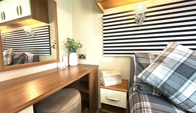 Seashell Retreat, Cayton Bay