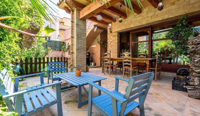 Small exclusive palace in rural spot in El Perelló