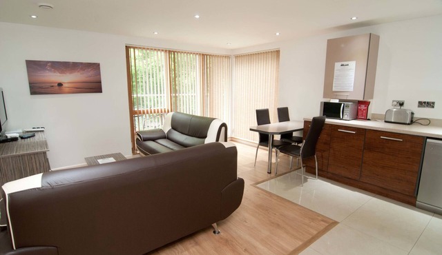 Southampton Serviced Apartment