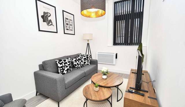Spacious 1 Bedroom Apartment in Central Wakefield
