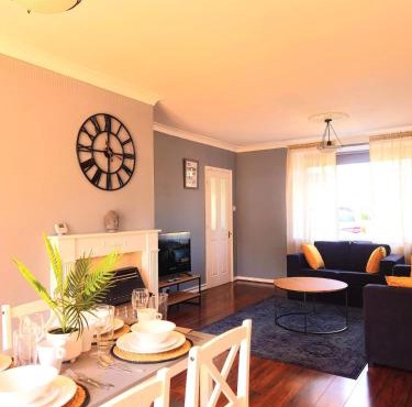 Spacious 3 bedroom house in Doncaster DN2