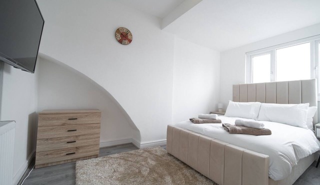 Spacious Duplex Apartment - Perfectly Situated in the Heart in Blackpool
