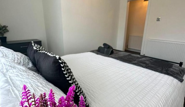 Spacious Two Bed House With Stunning View.