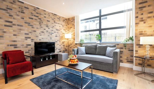 Spacious Two-Bedroom Apartment in Vibrant Camden Town