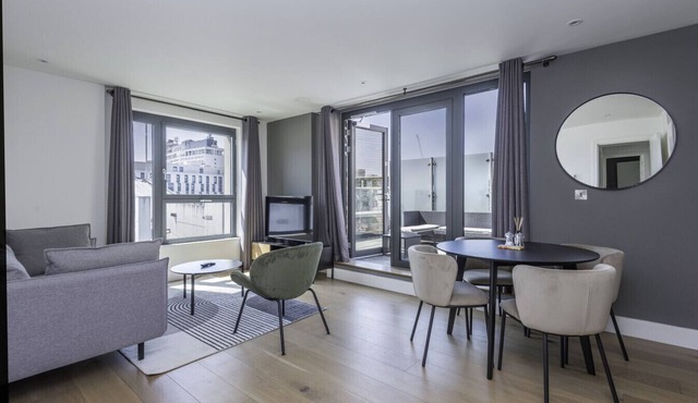 Stadium View Flat with Terrace, Gym & Co-Working