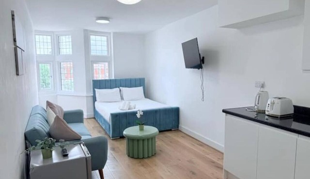 Studio Flat 6 in Golders Green Studio Flat 6 in Golders Green