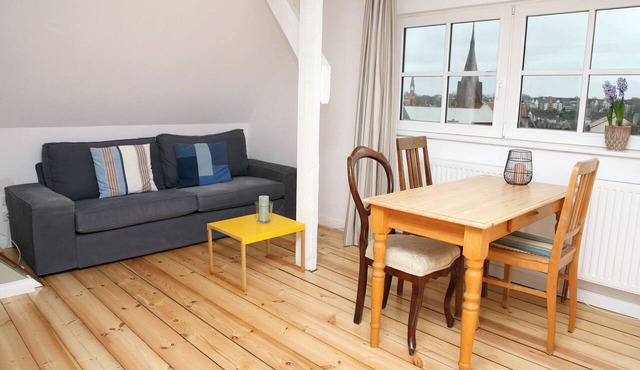 Studio with a panoramic view, centrally located in the Old Town, quiet, Wi-Fi, free parking in FL