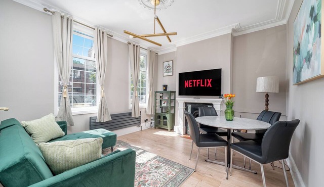 Stunning 2 Bedroom Apart| Private Garden | Fulham