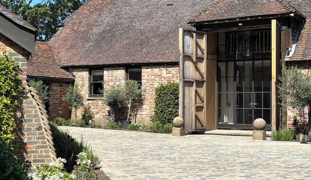 Stunning Luxury Barn Conversion in Surrey.