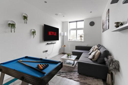 Stylish Apartment - Near City Centre & University