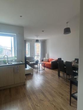 Terraced 1BD near Arsenal Stadium