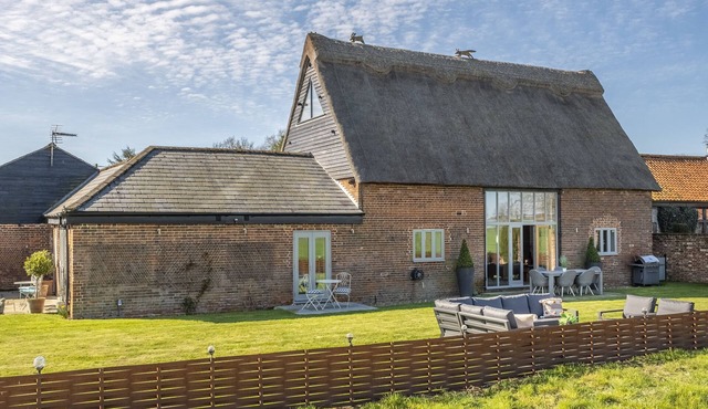 Thatch Barn, Burlingham , Norfolk