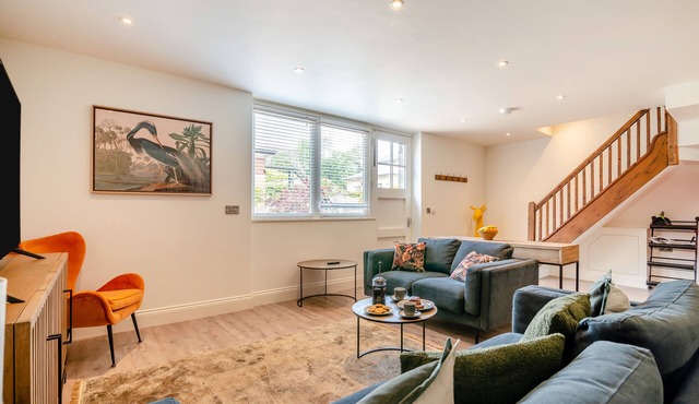 The Coachmen - Two Bedroom House, Sleeps 4