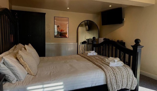 The Five Bells Inn