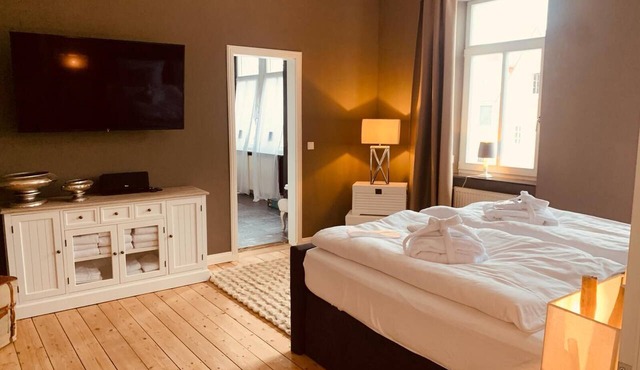 THE Hampton Hock's Nr. 2 Apartment Zentrale Lage, Wellnessbereich, Dachterrasse in Freinsheim