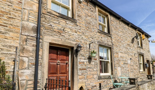 THE KERR, family friendly, character holiday cottage in Skipton