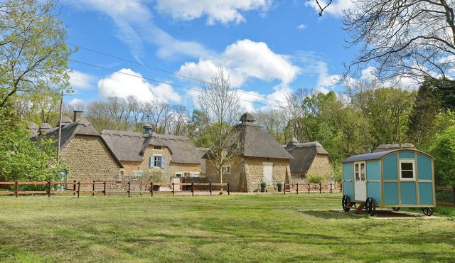 THE LADY ROTHSCHILD DAIRY, pet friendly in Oundle