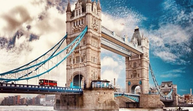 The London Eyenet 2 bedroom 2 bathroom modern luxury apartment
