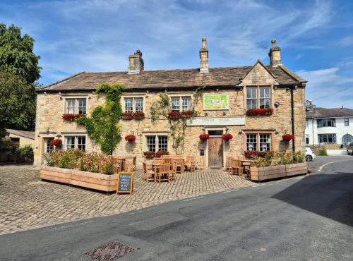 The Lower Buck Inn