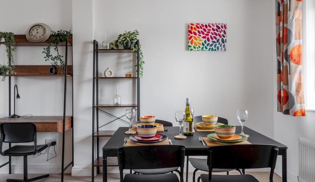The Point, 2 Bed Flat, Parking - Pass the Keys